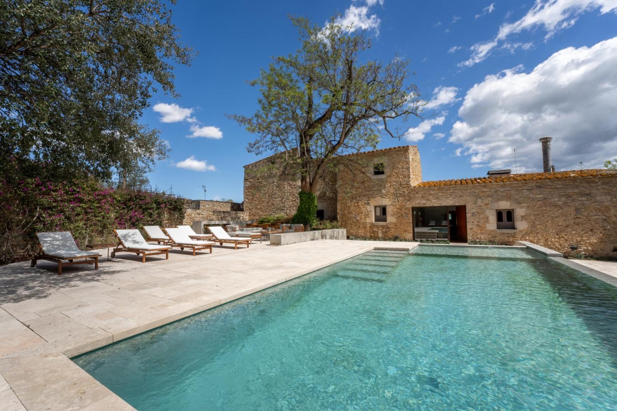 Deco - Casa Castell De ペラタリャーダ エクステリア 写真